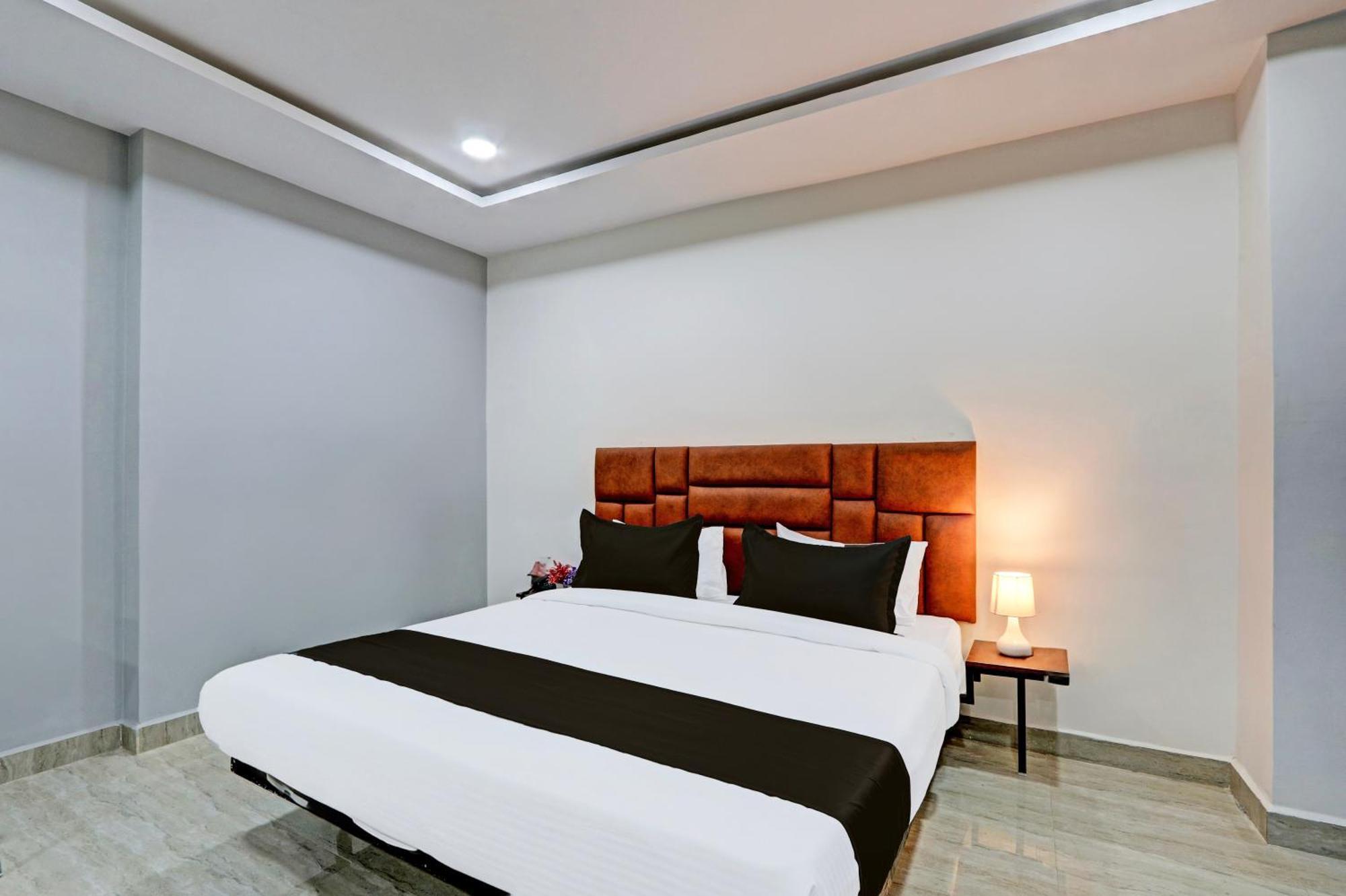 Super Hotel O Lavish Tranquil ハイデラバード エクステリア 写真