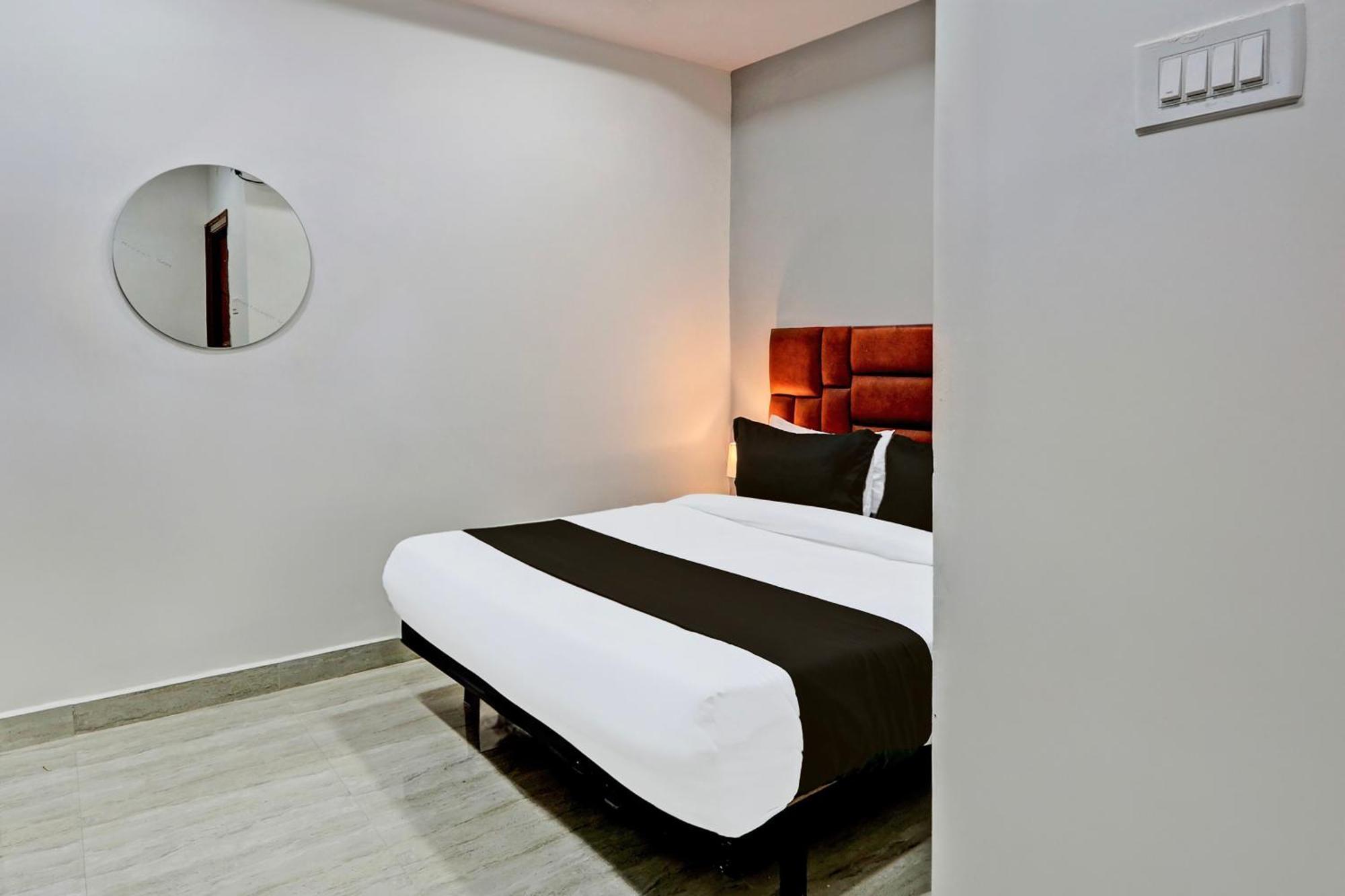 Super Hotel O Lavish Tranquil ハイデラバード エクステリア 写真
