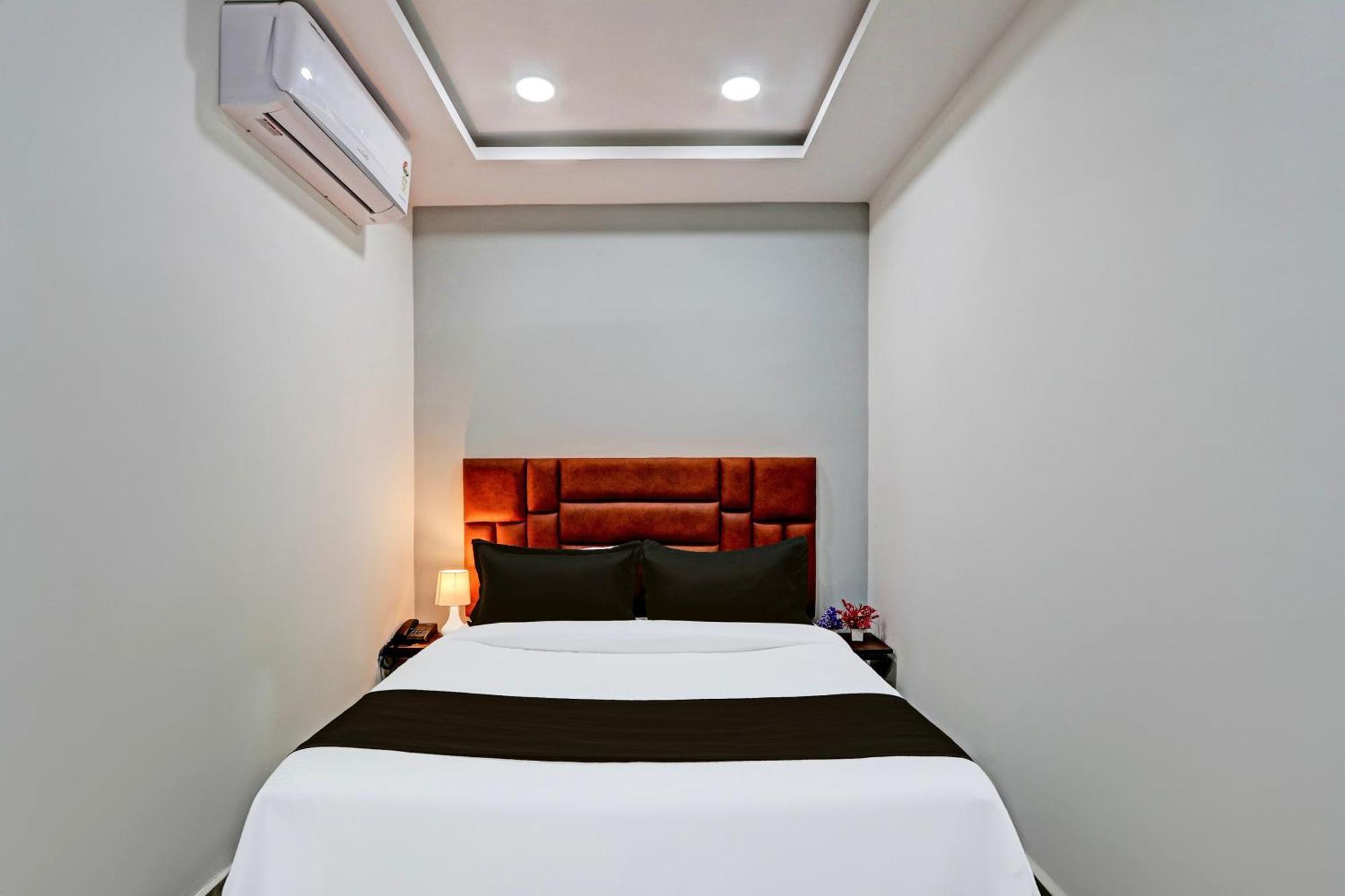 Super Hotel O Lavish Tranquil ハイデラバード エクステリア 写真